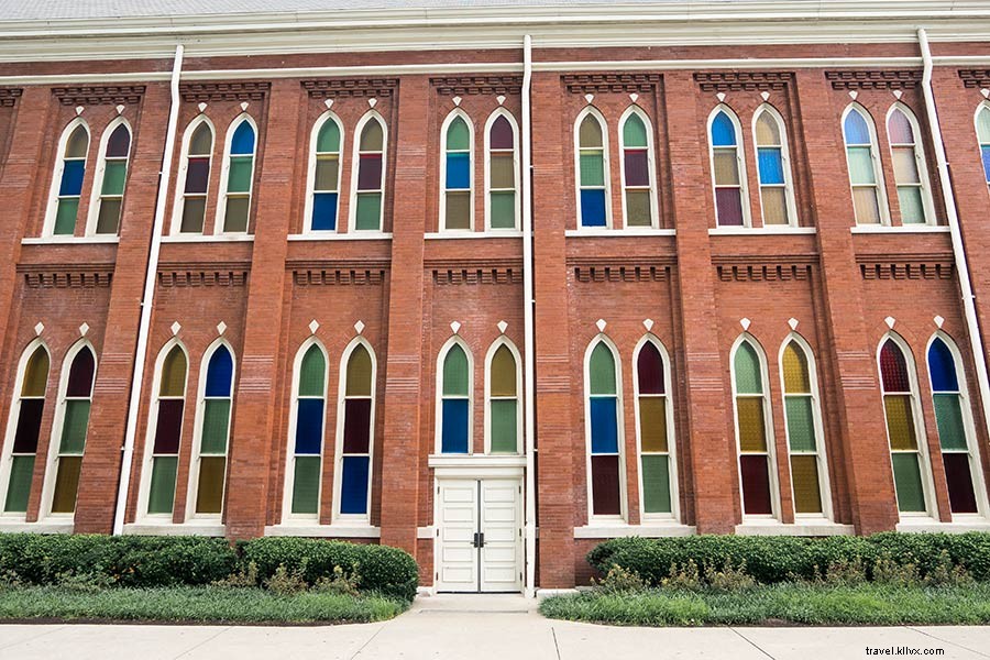 Ultimate Weekend Guide to Nashville: Music City Must-Sees, Eats & Stays