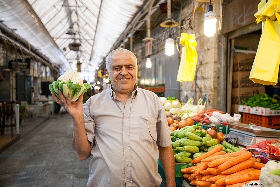 20 Proven Travel Hacks to Save Money on Your Next Trip – 15 Years of Expert Experience