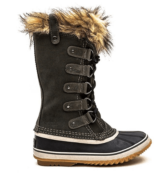 Ultimate Iceland Packing List: Essential Gear for Year-Round Adventures