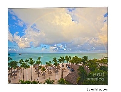 Top 10 Thoughtful Gift Ideas for Avid Travelers This Holiday Season