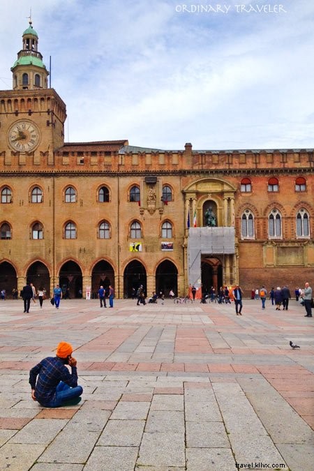 Solo Travel in Bologna, Italy: Authentic Streets, Local Flavors, and Hidden Gems