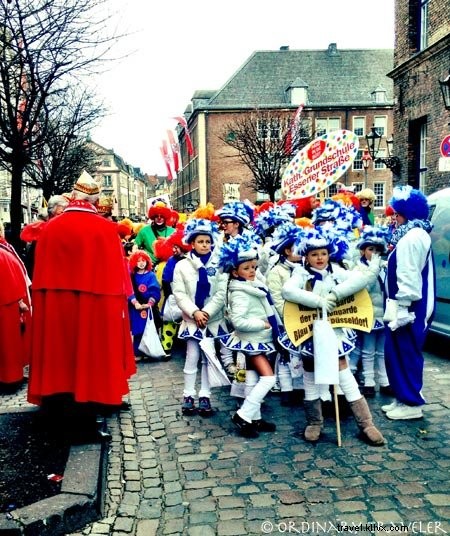 Experiencing the Exuberant Energy of Düsseldorf s Karneval Festival