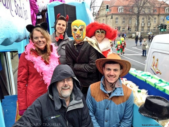 Experiencing the Exuberant Energy of Düsseldorf s Karneval Festival