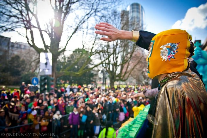 Experiencing the Exuberant Energy of Düsseldorf s Karneval Festival