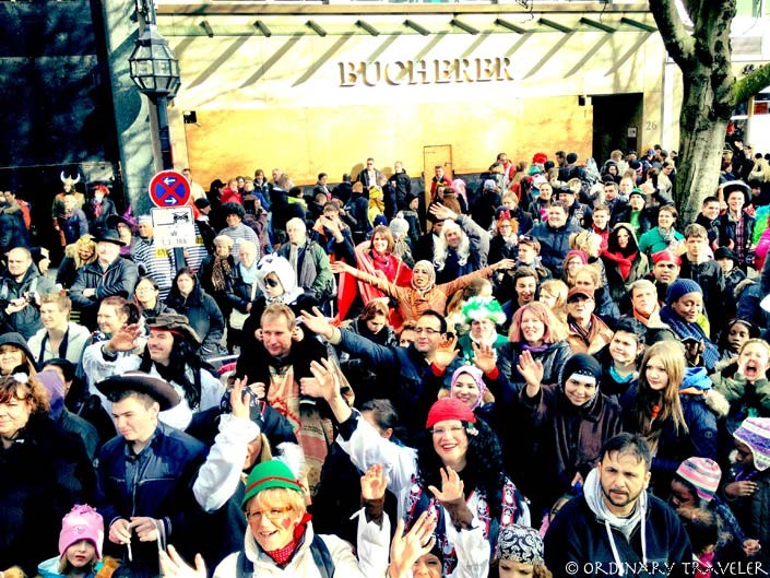 Experiencing the Exuberant Energy of Düsseldorf s Karneval Festival