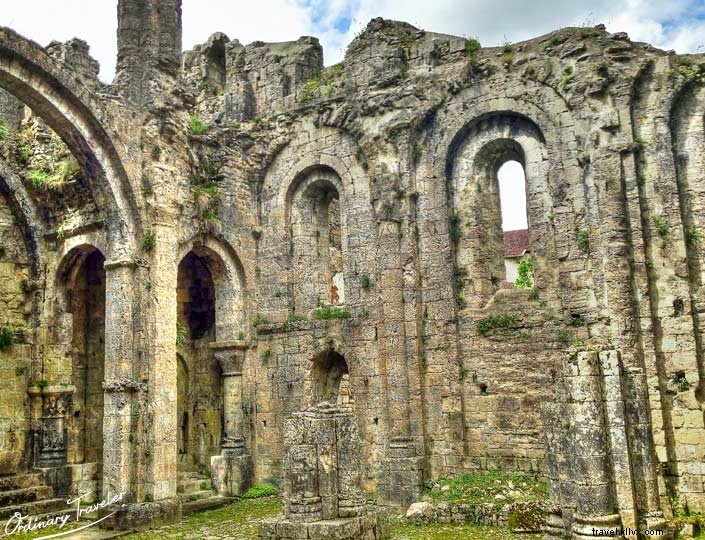 A Memorable Afternoon in Marcilhac-sur-Célé: Authentic Dining at Des Touristes in France s Lot Valley