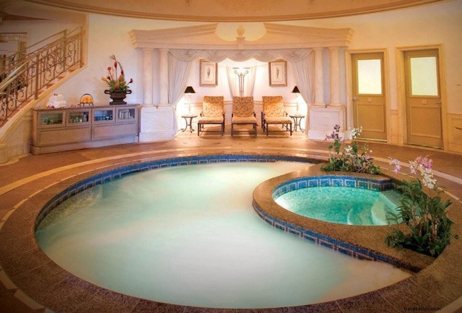 Grand Wailea Resort Maui Review: Luxurious Pools, Turtle Encounters & Unforgettable Experiences