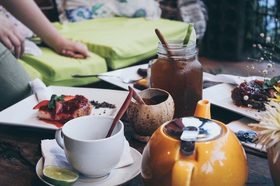 Honduras Travel Guide: Insider Tips on Budget, Food, Safety & Must-Sees