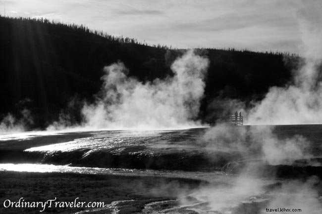 Stunning Geyser Photos from Yellowstone National Park: Eruption Secrets and Viewing Tips