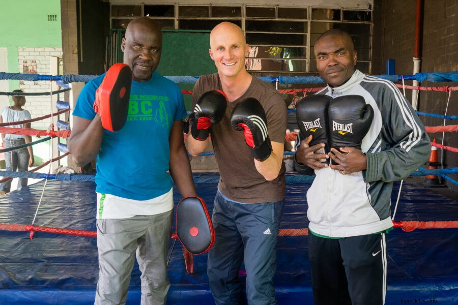 25 Essential Travel Safety Tips from a Decade of Global Experience