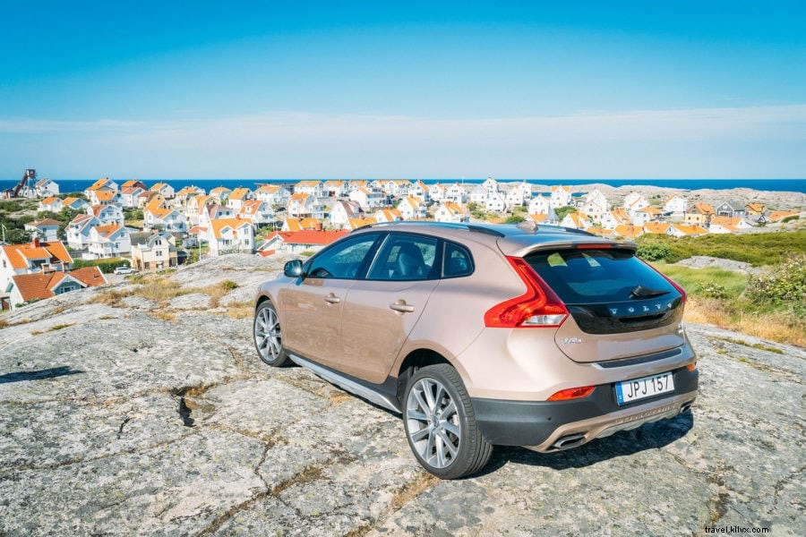 Ultimate Guide to Renting a Car in Europe: Expert Tips for Safe and Affordable Road Trips