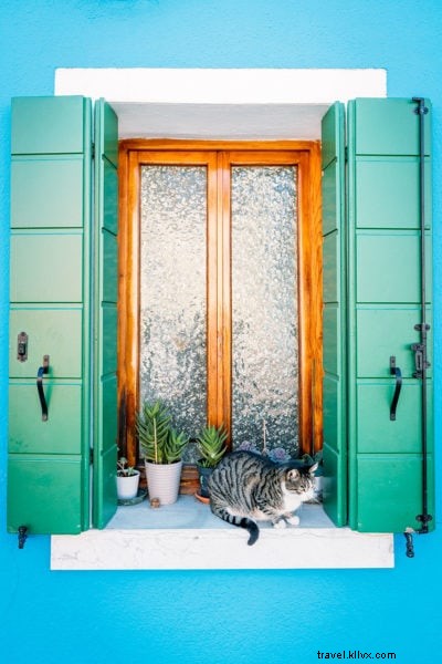 Discover Burano: Italy s Vibrant Rainbow Island Near Venice