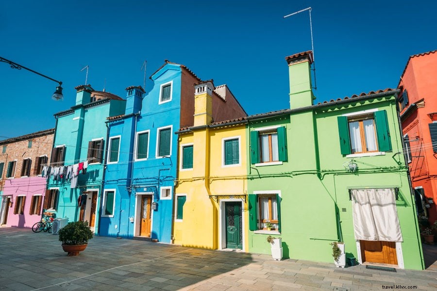 Discover Burano: Italy s Vibrant Rainbow Island Near Venice