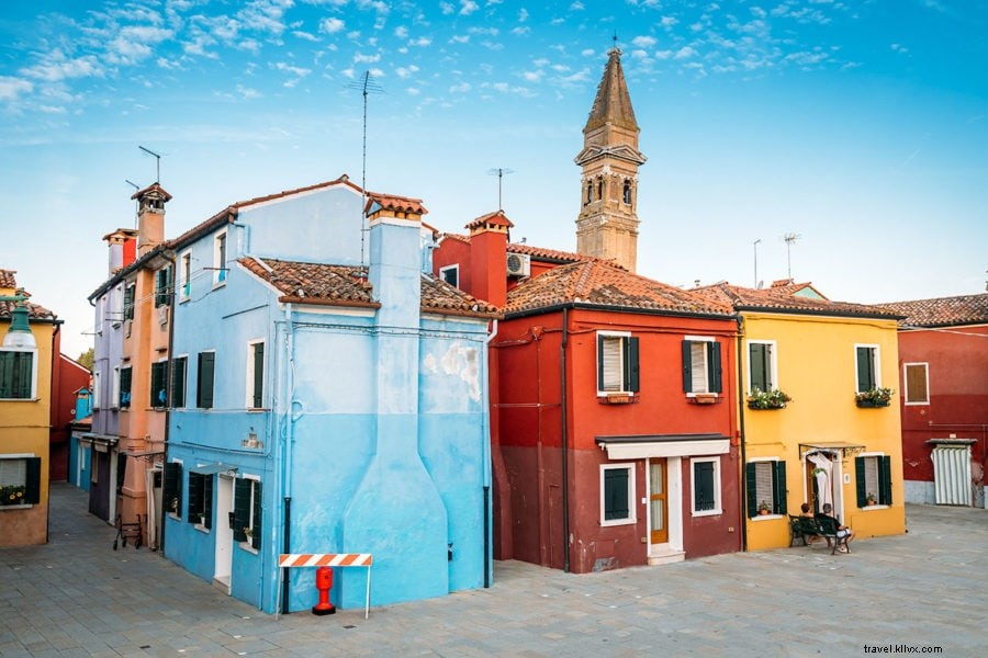 Discover Burano: Italy s Vibrant Rainbow Island Near Venice