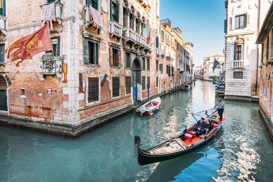 Ultimate Guide to Renting a Gondola in Venice: Expert Tips, Costs, History & Insider Advice