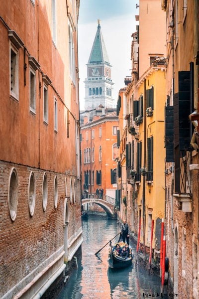 Ultimate Guide to Renting a Gondola in Venice: Expert Tips, Costs, History & Insider Advice