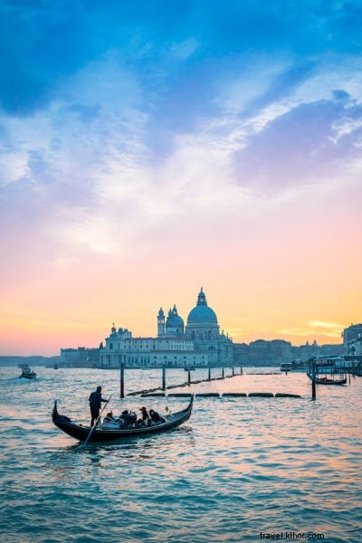 Ultimate Guide to Renting a Gondola in Venice: Expert Tips, Costs, History & Insider Advice