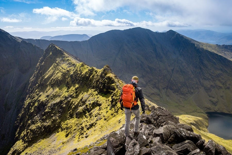 Hiking Carrauntoohil: Complete Guide to Ireland s Highest Peak