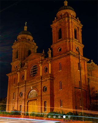 Explore Asheville, NC: The Coolest Small City on the East Coast and Your Ultimate Activity Guide