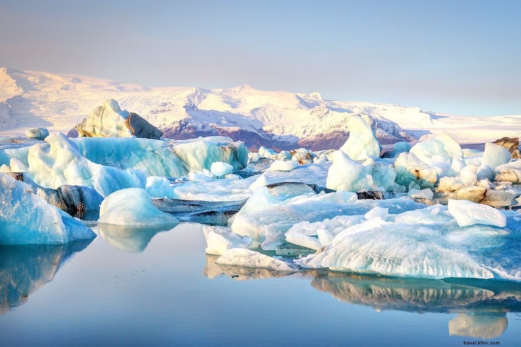 Jökulsárlón Glacier Lagoon: Iceland s Stunning Iceberg Paradise – Complete Travel Guide