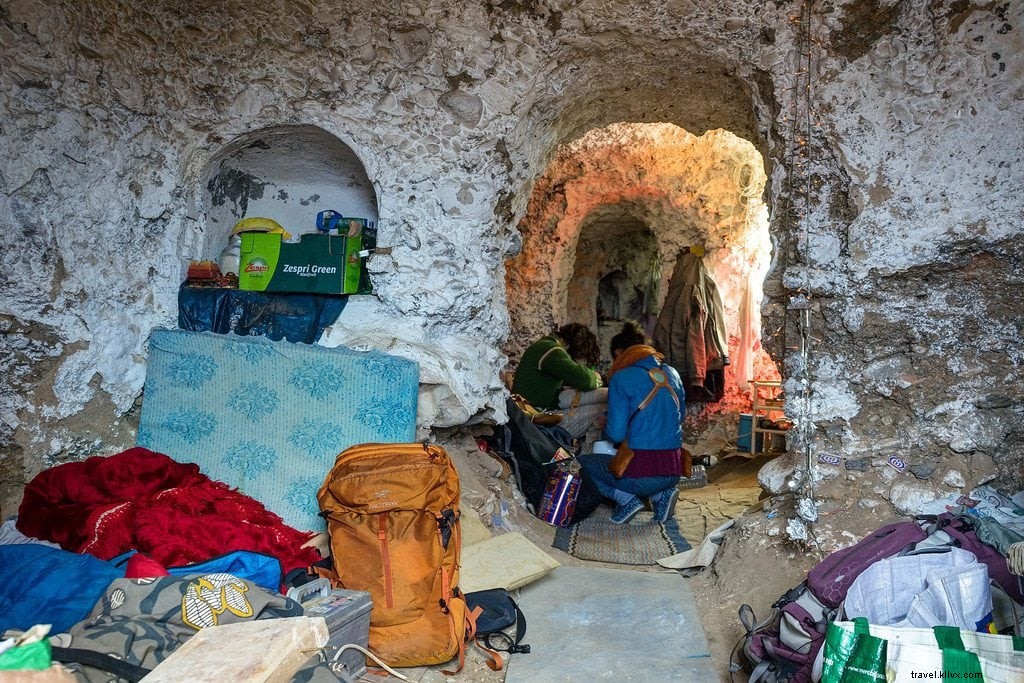 How to Find Cheap and Free Travel Accommodations: Proven Tips from a Seasoned Traveler