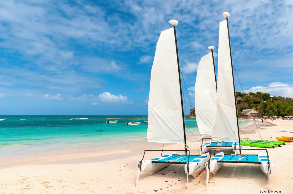 15 Stunning Places to Visit in Antigua: Beaches, Historic Sites, and Scenic Wonders
