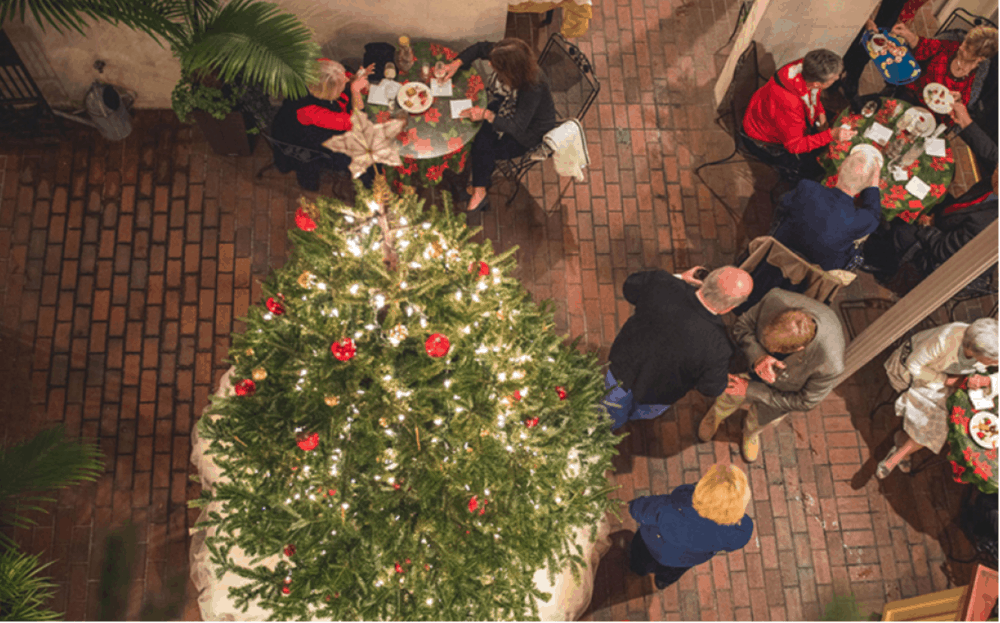 24 Must-Visit U.S. Destinations for December: From Bavarian-Style Winter Towns to Snowy Mountain Escapes