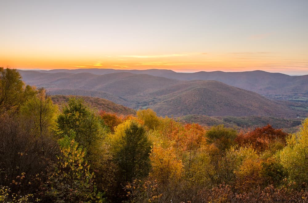 20 Best Places to Visit in the USA in October: Ultimate Fall Foliage Guide