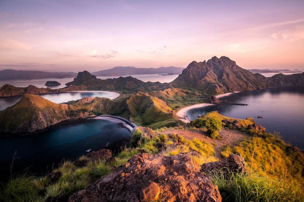20 Stunning Places to Visit in Indonesia: Beaches, Volcanoes, and Hidden Gems