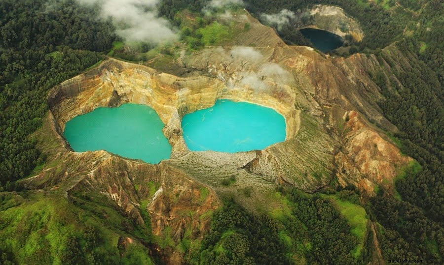 20 Stunning Places to Visit in Indonesia: Beaches, Volcanoes, and Hidden Gems