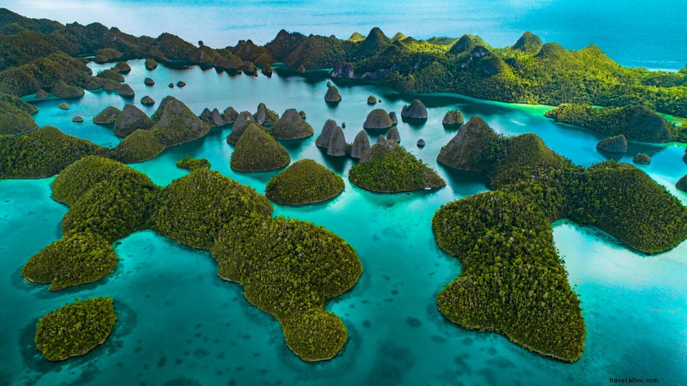 20 Stunning Places to Visit in Indonesia: Beaches, Volcanoes, and Hidden Gems