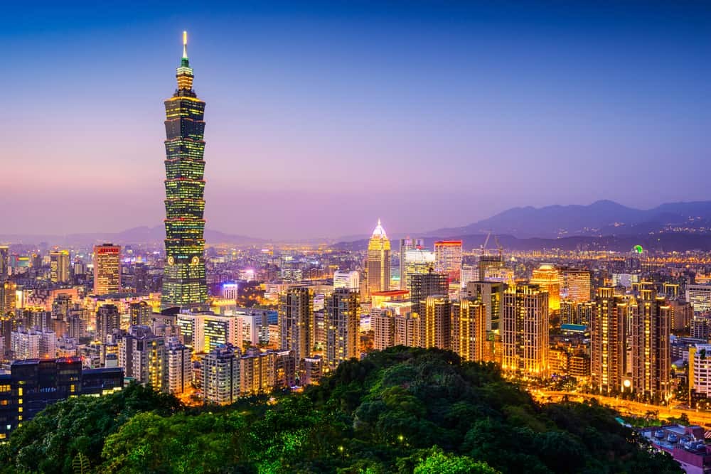 The 20 Most Stunning City Skylines in the World