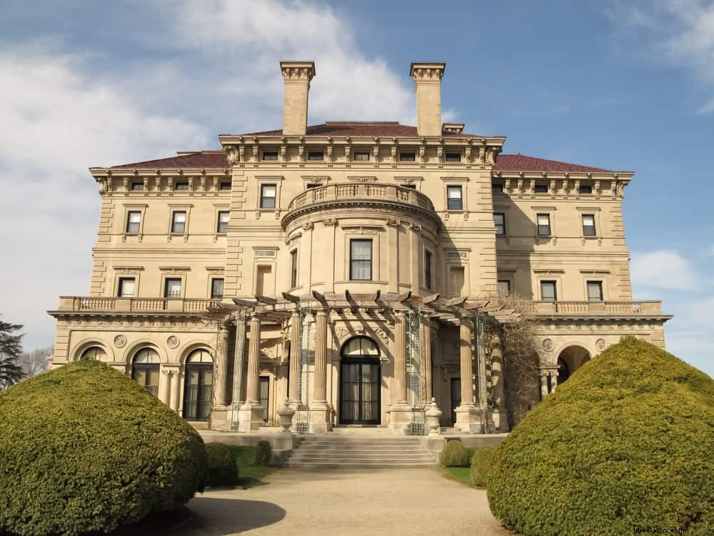 15 Most Beautiful Places to Visit in Rhode Island: Scenic Gems and Historic Treasures