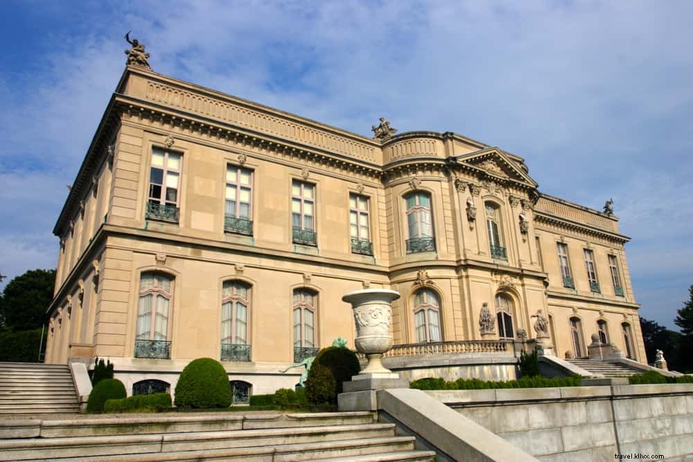 15 Most Beautiful Places to Visit in Rhode Island: Scenic Gems and Historic Treasures