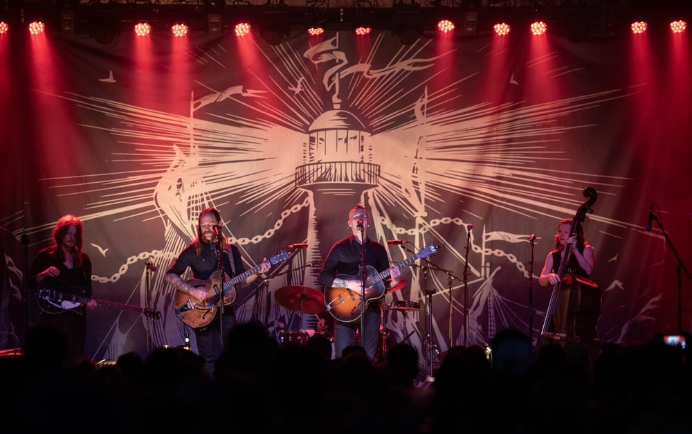 24 Breathtaking Places to Visit in Michigan: Beaches, Parks, Lighthouses & More