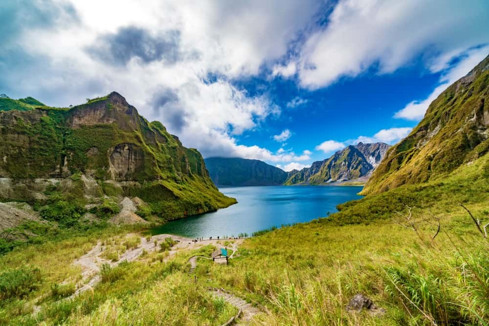 Top 20 Most Beautiful Places to Visit in the Philippines: Ultimate Guide