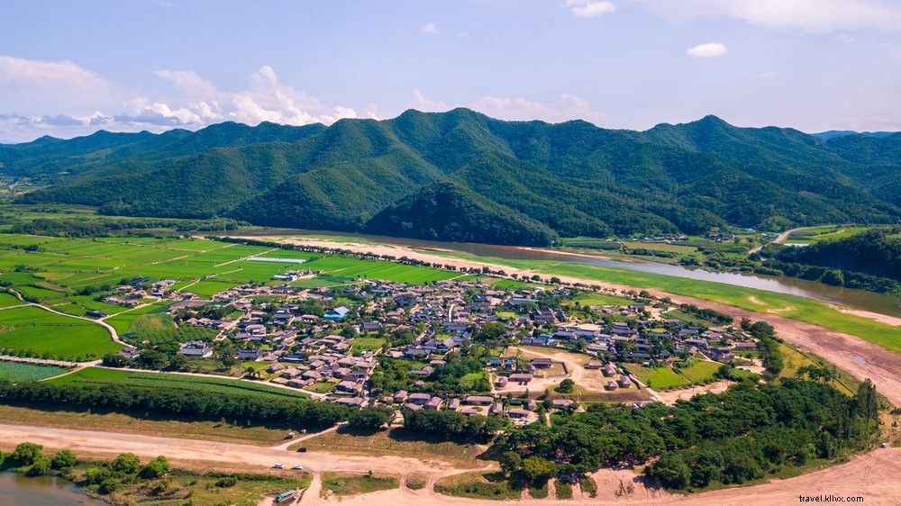 Top 15 Must-Visit Places in South Korea: Insider Guide from a Local Expert