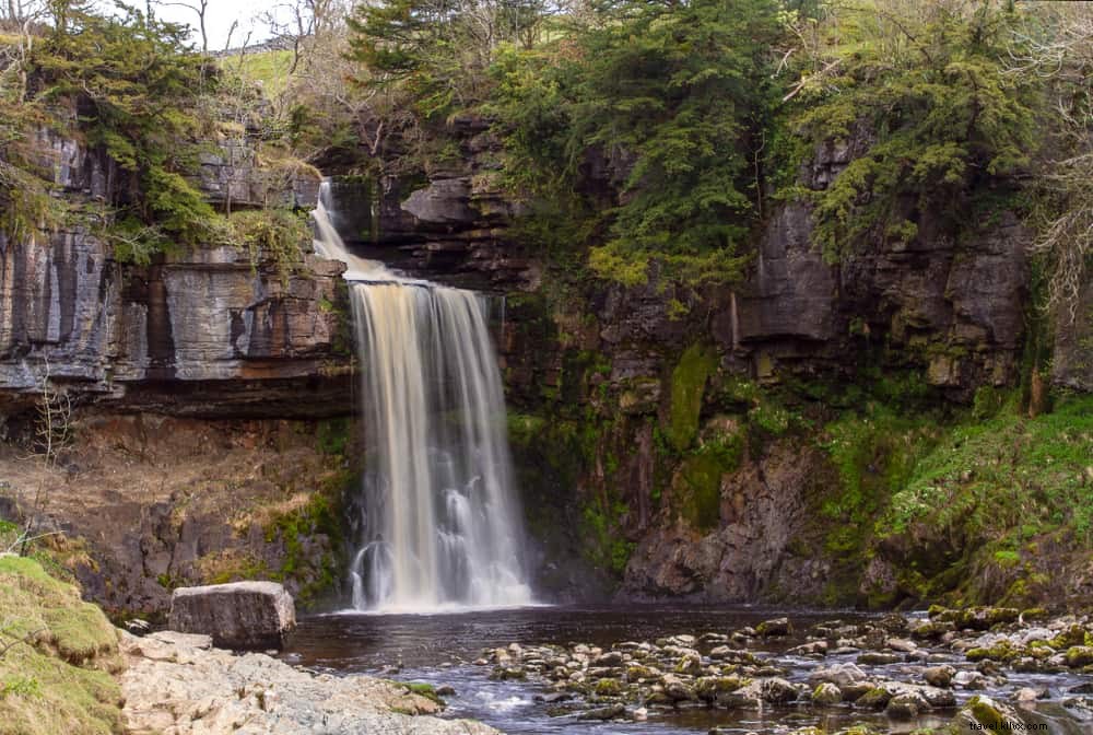 21 Most Beautiful Places to Visit in Yorkshire: Ultimate Travel Guide