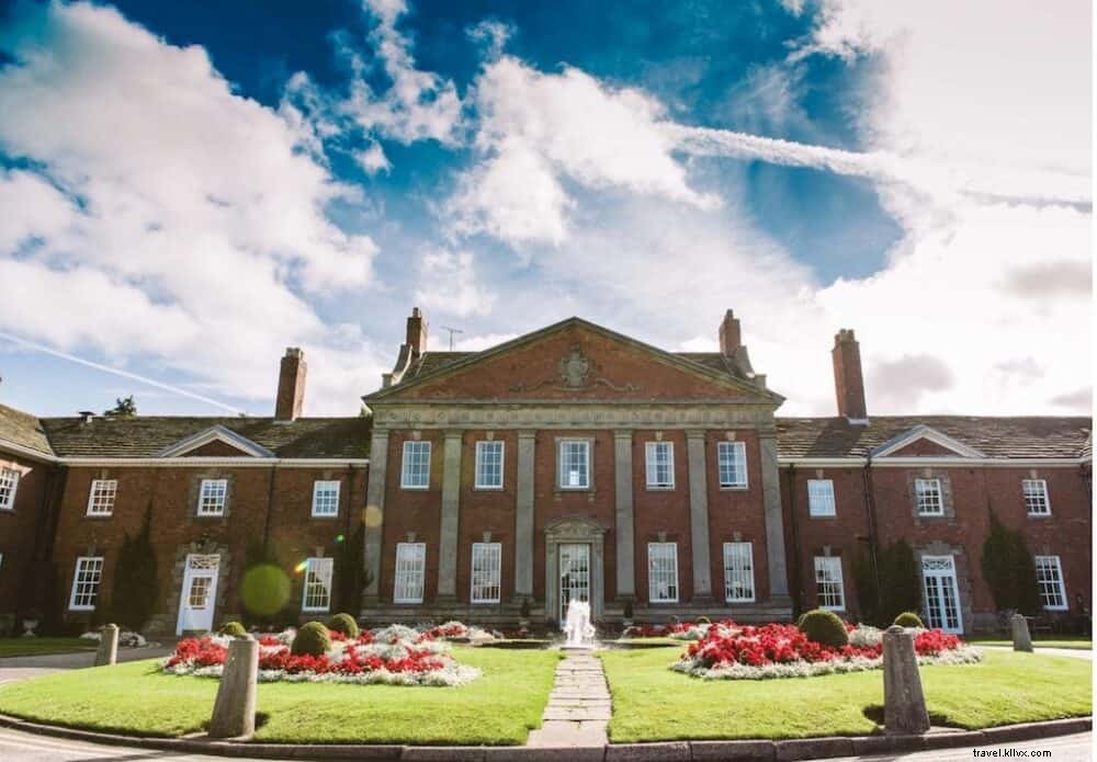 Explore the UK: 25 Stunning Destinations You Must Visit