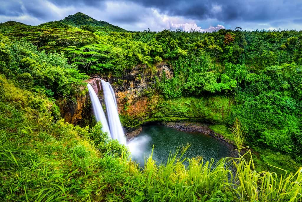 Explore 20 Stunning Hawaiian Destinations You Must Visit