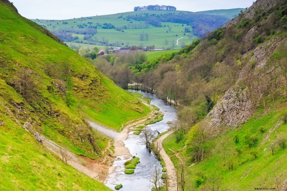 Top 15 Most Beautiful Places to Visit in the Peak District National Park