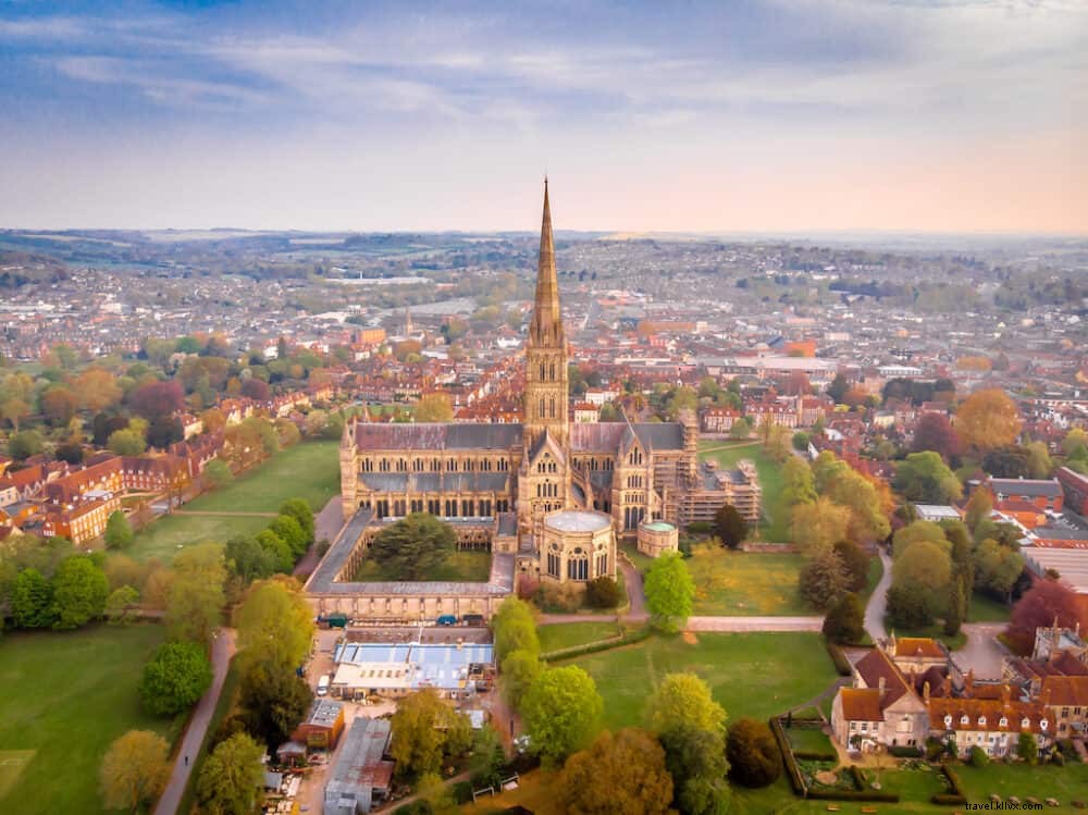 The 15 Most Beautiful Places to Visit in Wiltshire, England