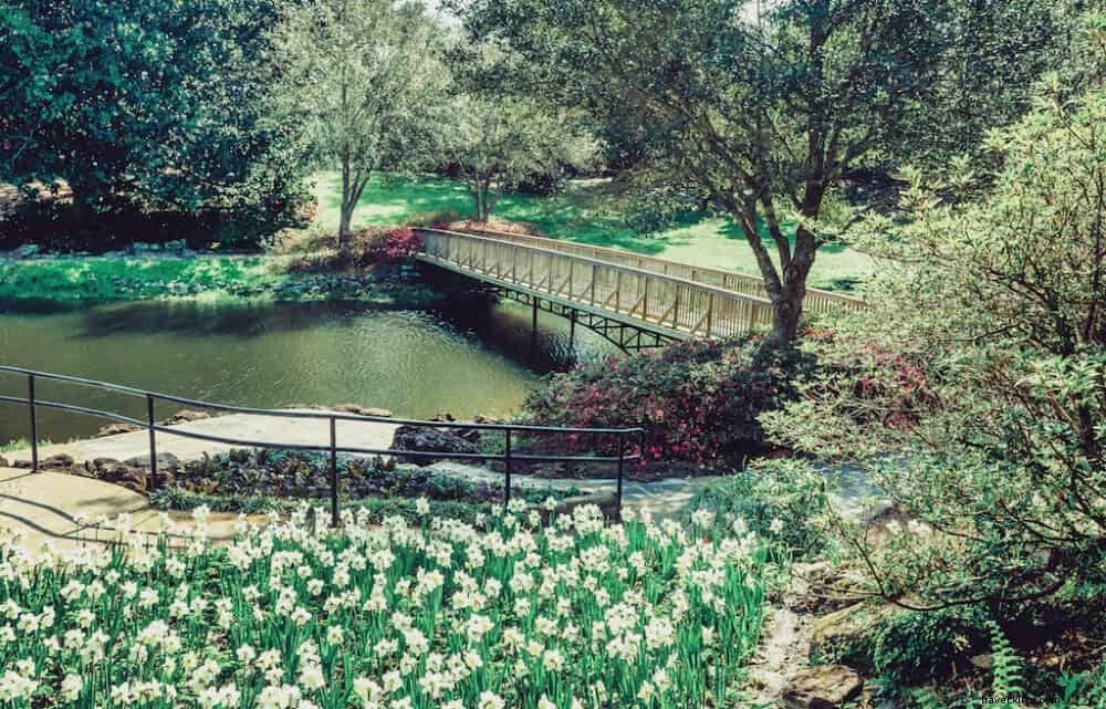 15 Stunning Places to Visit in Alabama: Beaches, Parks, and Historic Gems