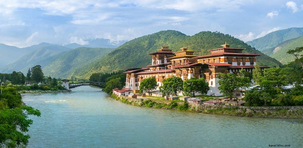 Bhutan s Top 10 Most Stunning Places to Visit: A Traveler s Essential Guide