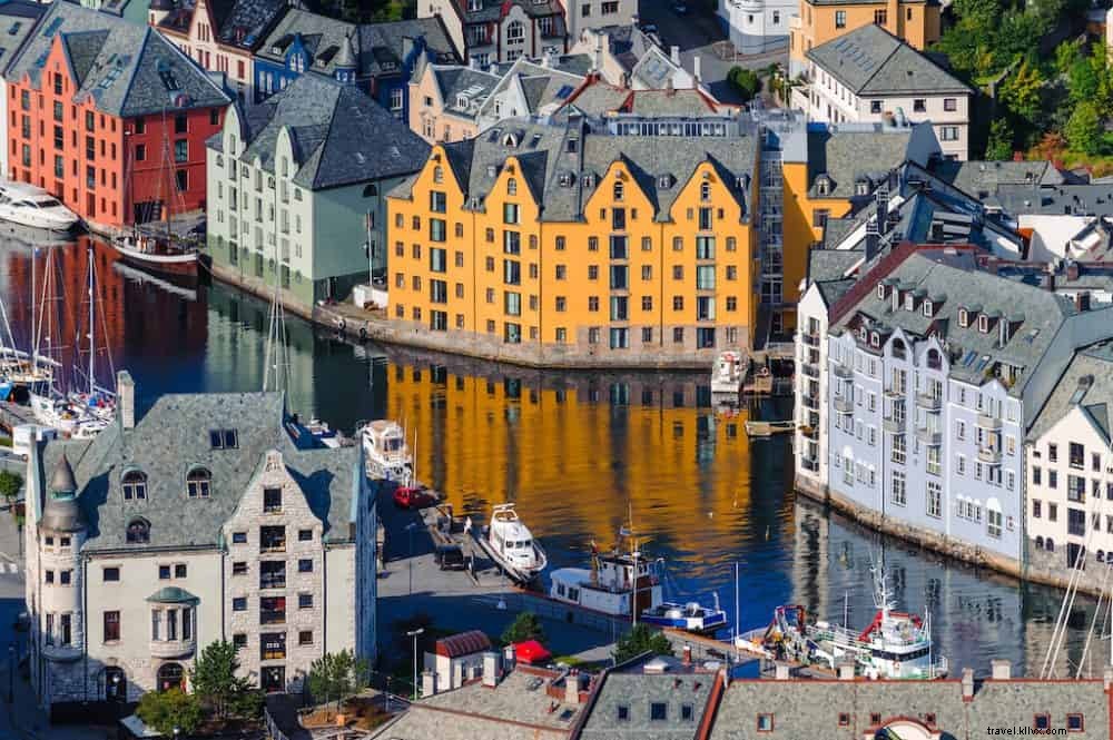 20 Most Breathtaking Places to Visit in Norway: Fjords, Islands, and Hidden Gems