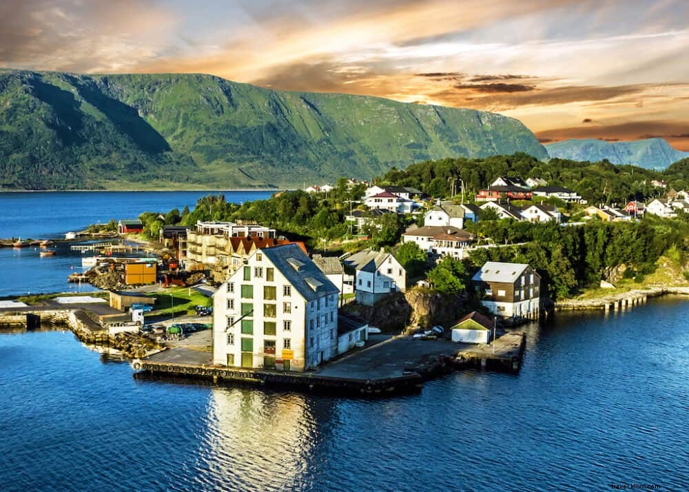 20 Most Breathtaking Places to Visit in Norway: Fjords, Islands, and Hidden Gems