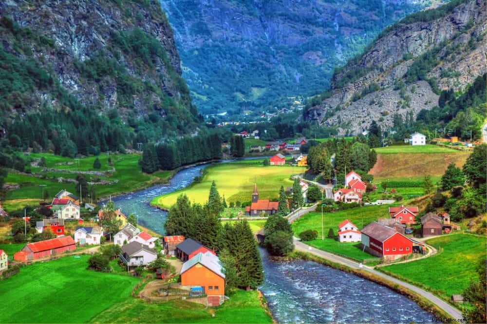 20 Most Breathtaking Places to Visit in Norway: Fjords, Islands, and Hidden Gems