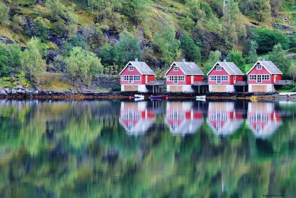 20 Most Breathtaking Places to Visit in Norway: Fjords, Islands, and Hidden Gems