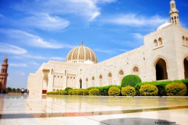 Top 10 Most Beautiful Places to Visit in Oman: Expert Traveler s Guide