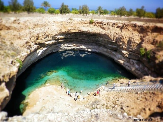 Top 10 Most Beautiful Places to Visit in Oman: Expert Traveler s Guide